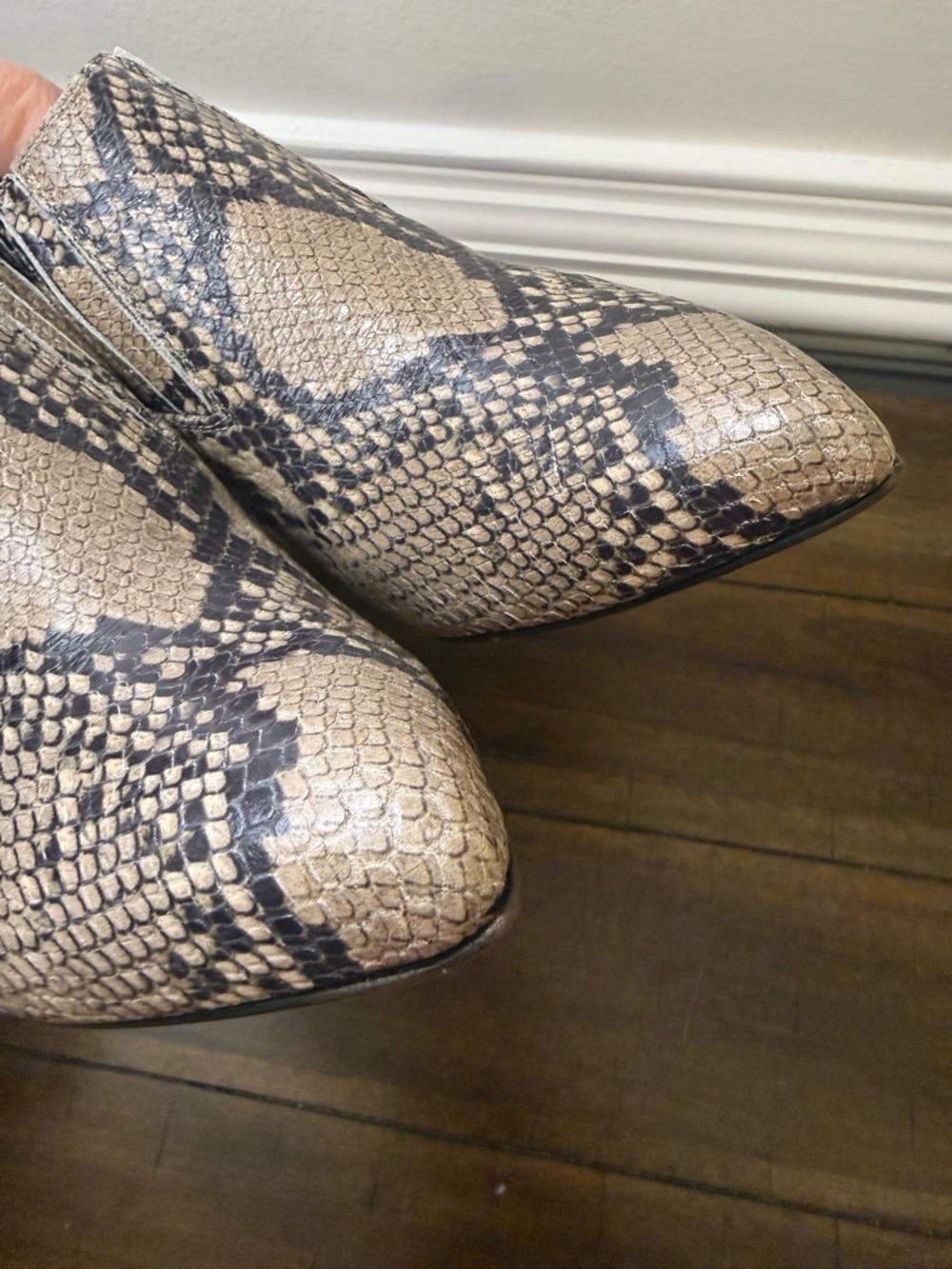 INEZ Marisol 90 Natural Snake
Emboss Pointed Toe Booties
Size 10M - Picture 12 of 16